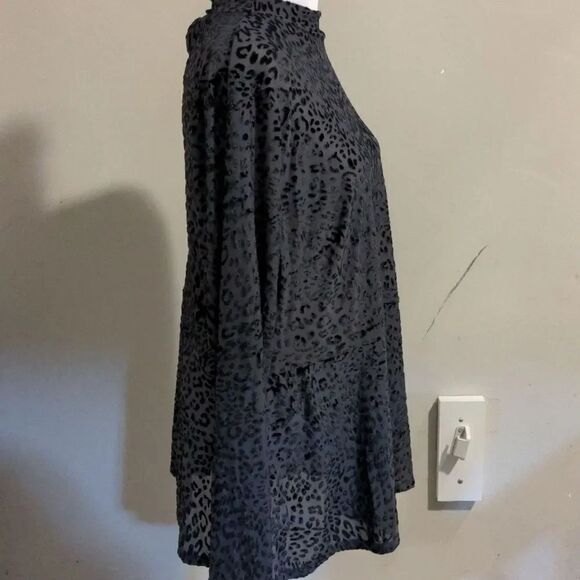 Lane Bryant 22/24 Black Leopard Print Mock Neck Sheer Mesh Long Sleeve Blouse - Picture 6 of 13